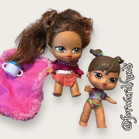 Baby Bratz Dolls x 2 with Accessories - Picture 5 of 8